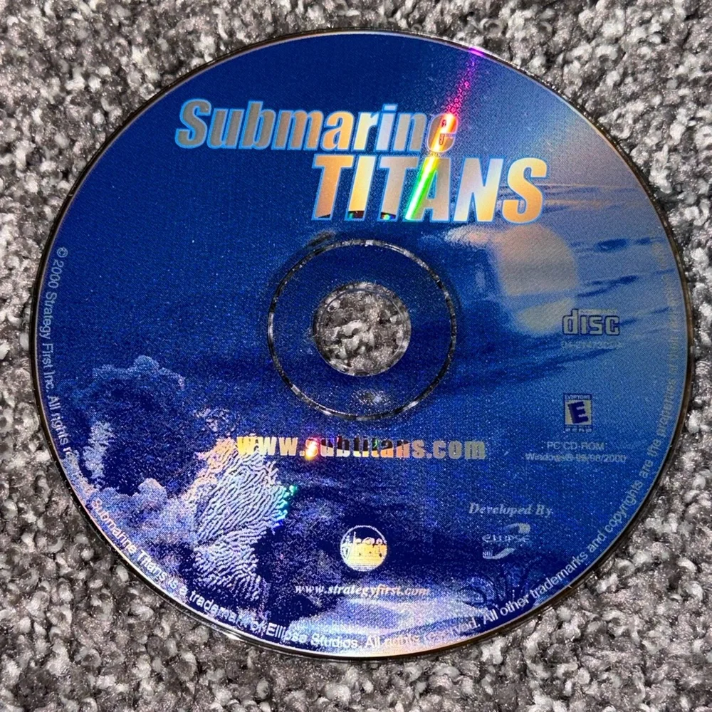 Submarine Titans PC Video Game 2000 Rated E For Everyone Used Pre Owned Vintage.